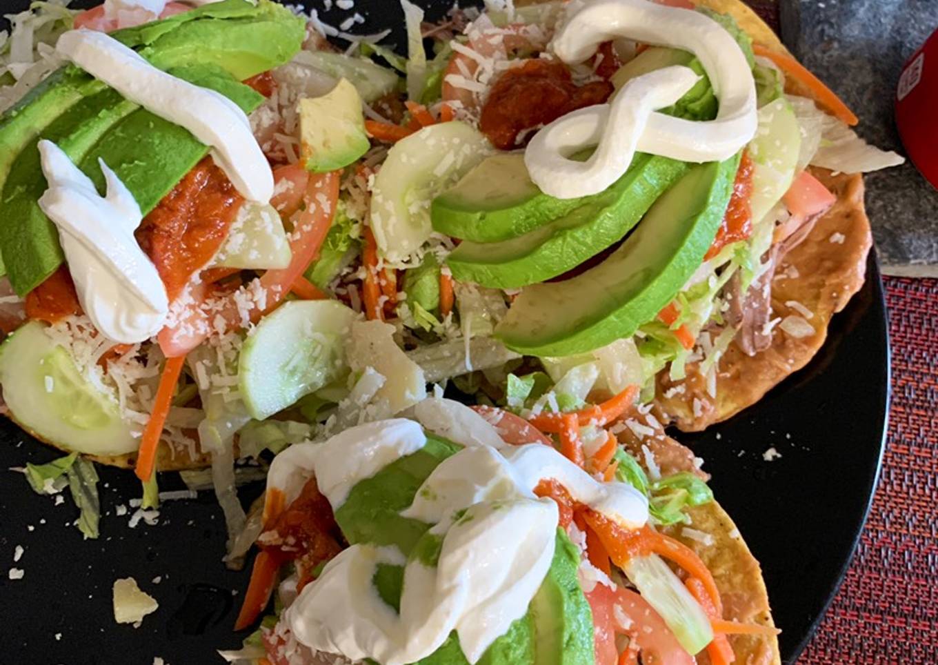 Tostadas de carne deshebrada