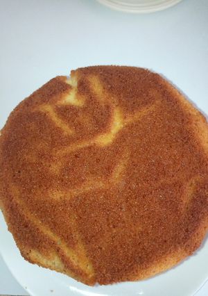 A picture of Homemade vanilla cake.