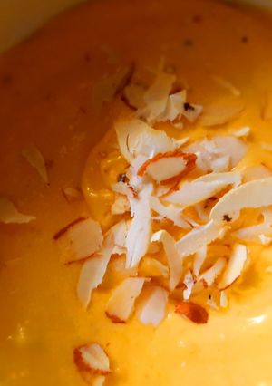A picture of Mango shrikhand.