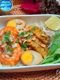 Mixed Mì Quảng Noodles