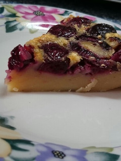 Una foto de Pastel de cerezas 🍒🍒 Clafoutis