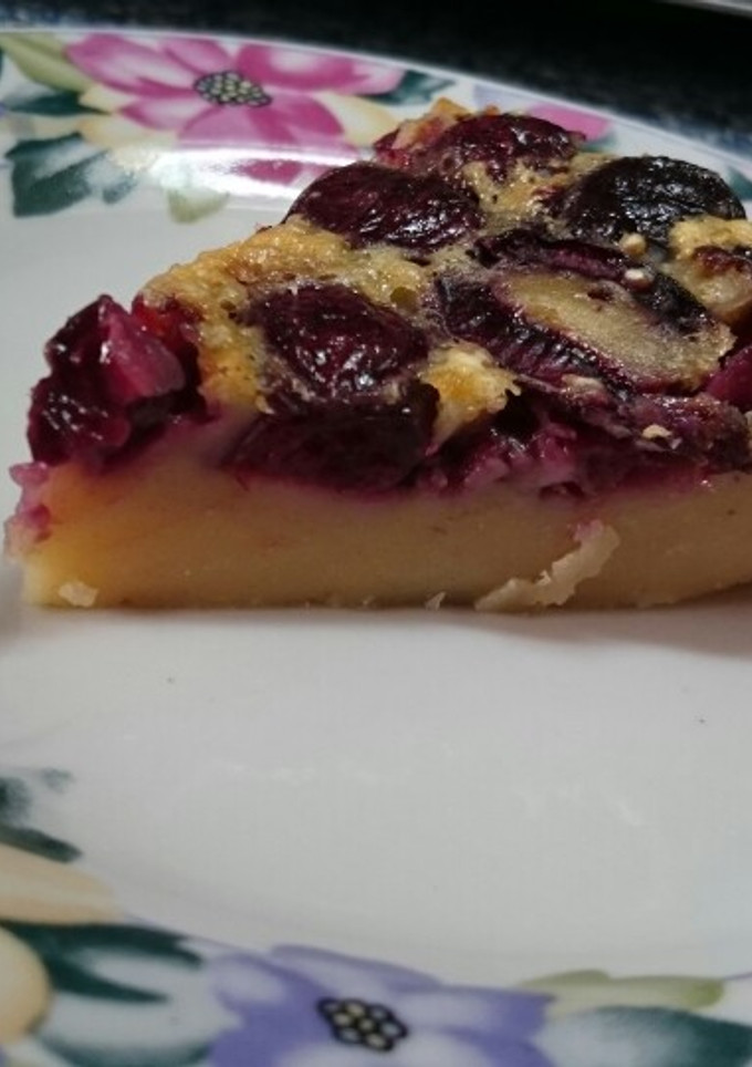 Una foto de Pastel de cerezas 🍒🍒 Clafoutis