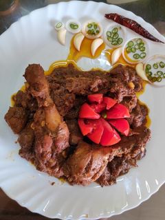 কড়াই চিকেন (Kadai chicken recipe in Bengali) রেসিপির প্রধান ছবি