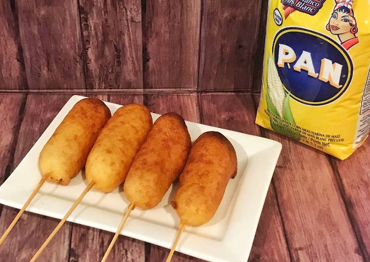 Steps to Make Quick Homemade Corn Dogs