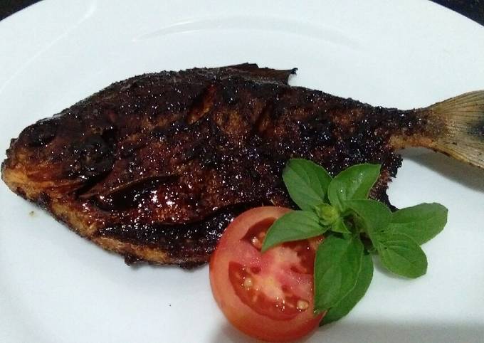 Resep Ikan bawal bakar oleh Raditiya 1  Cookpad