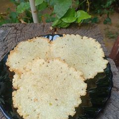 A picture of Sago flour puri.
