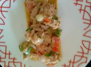 Una foto de Ceviche de atún con pepino