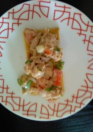 Una foto de Ceviche de atún con pepino