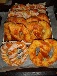 Sajtos és sós perec 🥨🥨🥨 recept fotója