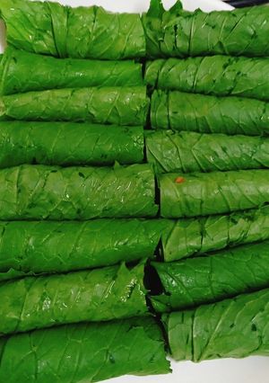 Hình của món Cải xanh cuộn thịt bò.