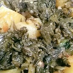 A picture of ALU Palak Methi.