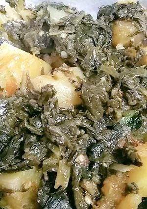 A picture of ALU Palak Methi.