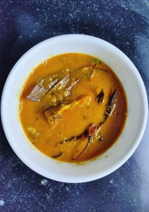 মাছের মাথা দিয়ে মুগ ডাল (Machher Matha Diye Mug Dal Recipe in Bengali) রেসিপির প্রধান ছবি