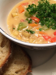 A picture of Low fat healthy clam chowder.