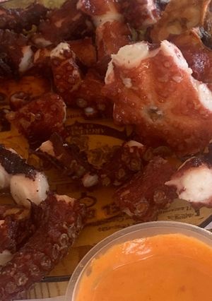 Una foto de Pulpo frito con mojo