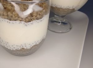 Une photo de Degue (yaourt maison et couscous de mil)