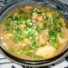 A picture of Ragra Chaat.