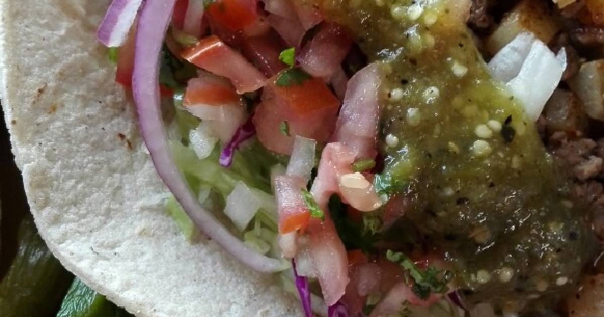 Tacos de bistec con papas Receta de Hanna Hurtado ⭐- Cookpad