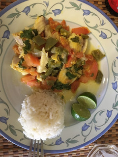 Una foto de Pescado al horno con mostaza y nopalitos