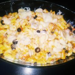 A picture of Mexican cheese pasta.