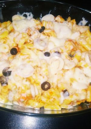 A picture of Mexican cheese pasta.