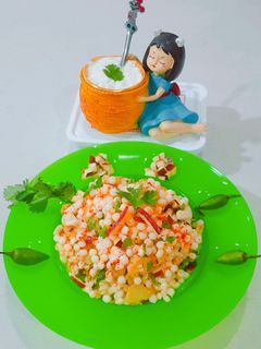 સાબુદાણાની ખીચડી (Sabudana Khichdi Recipe In Gujarati) રેસીપી મુખ્ય ફોટો