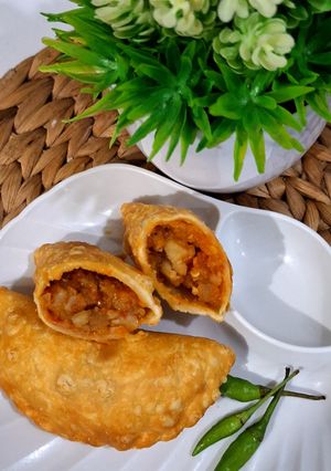 Foto resep Epok-Epok Melayu Isi Ubi Jalar Pedas
