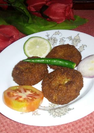 রাতের বেচেঁ যাওয়া বাসি মাছ দিয়ে হাড়িয়ালি ফিশ কাবাব রেসিপির প্রধান ছবি