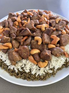 صورة لوصفة فريكة بقطع اللحم