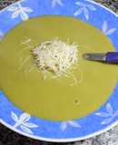 Sopa crema de arvejas casera