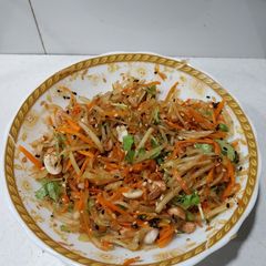 A picture of Som Tum Yam.