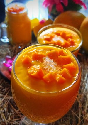A picture of Almond Mango Milkshake.