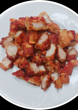 Hình của món Thịt ba rọi chiên giòn.