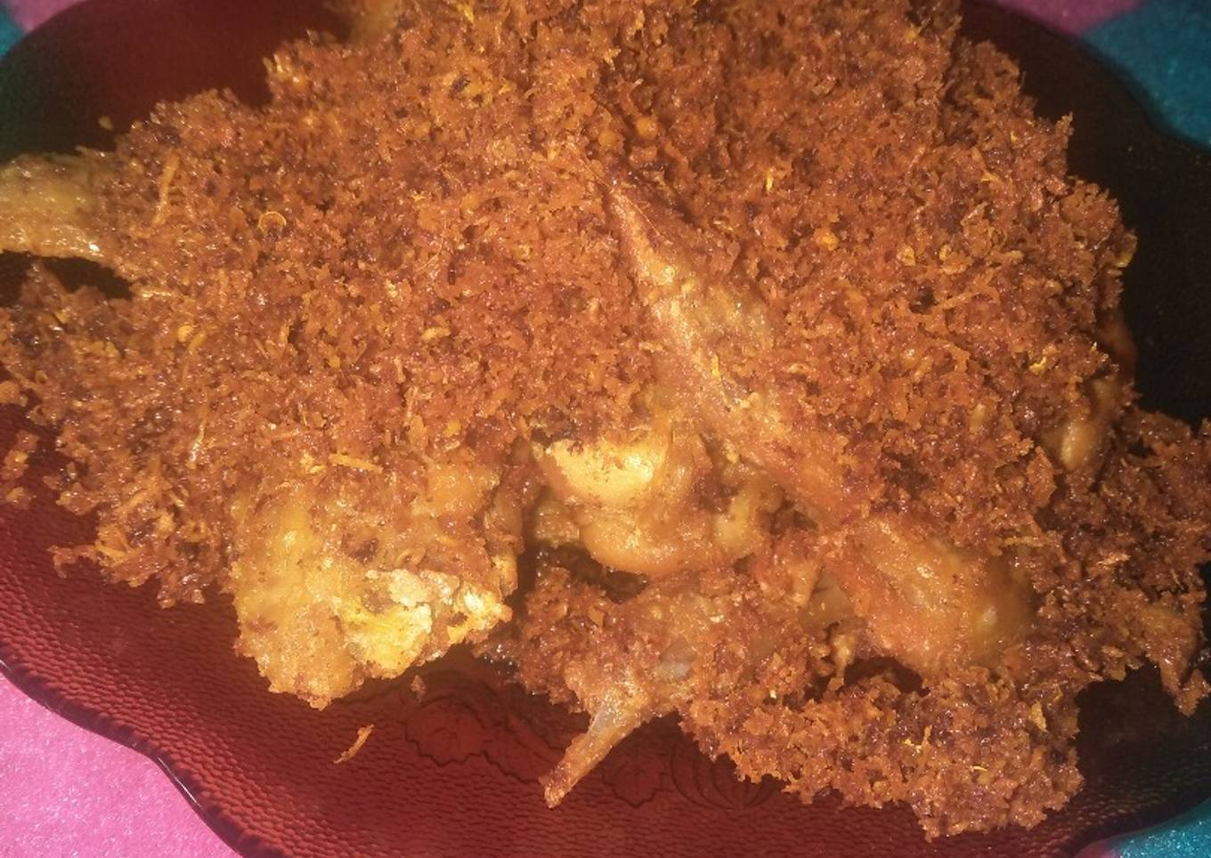 Ayam goreng serundeng