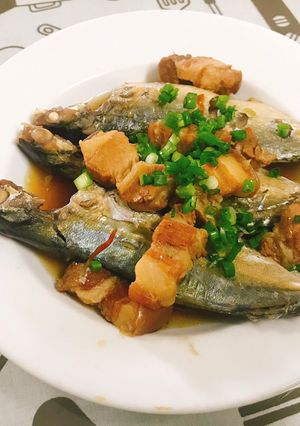 Hình của món Cá bạc má kho.