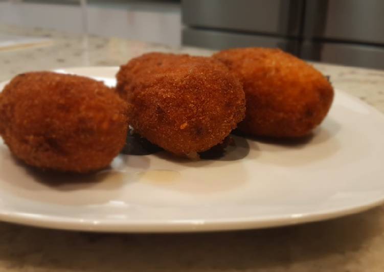 Croquetas de jamón y pollo