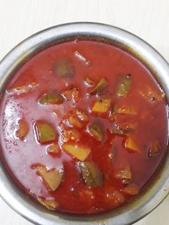 बटाटा वांगी रसा भाजी (batata vangi rassa bhaji recipe in marathi) रेसिपी चे मुख्य फोटो