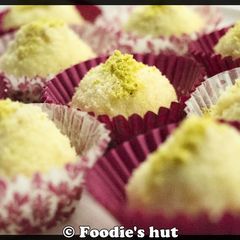 A picture of Kachagolla Sandesh.