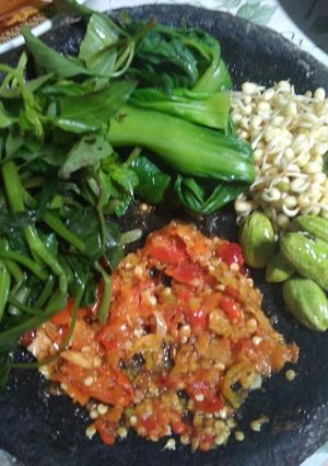 Foto resep Sambal bawang hot🤤