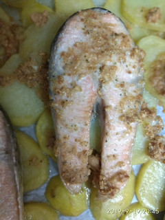 Una foto de Salmón al horno