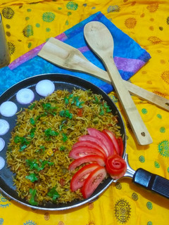 તવા પુલાવ (Tava Pulao Recipe In Gujarati) રેસીપી મુખ્ય ફોટો