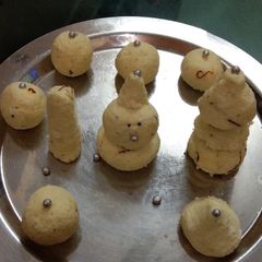 A picture of Snow man sandesh.