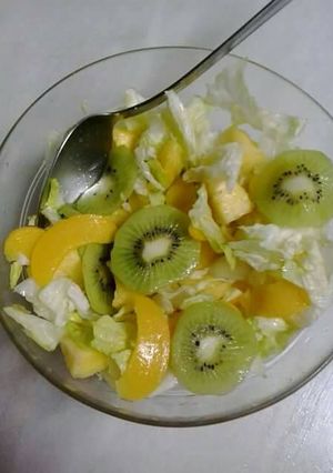 Una foto de Ensalada tropical