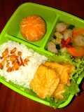 Bekal sehat (sup bakso, tahu tempe kemul, jeruk manis)
