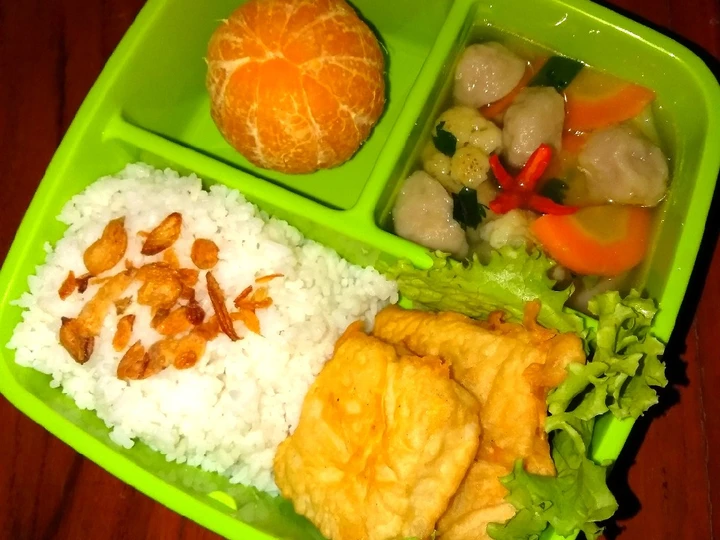 Langkah Mudah untuk Membuat Resep Bekal sehat (sup bakso, tahu tempe kemul, jeruk manis) yang Lezat Sekali Anti Ribet, Lezat Sekali