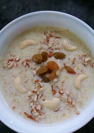 A picture of Broken wheat  (daliya) kheer.