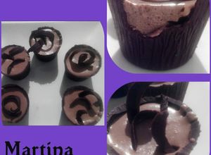 Foto principal de Vasos de chocolate rellenos de mousse de nutella