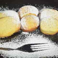 A picture of Butter cookies.