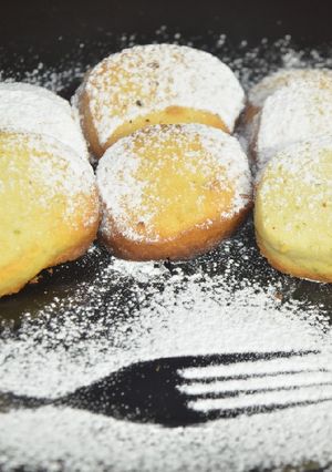 A picture of Butter cookies.