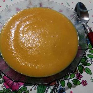 Sopa crema de zapallo y zanahoria